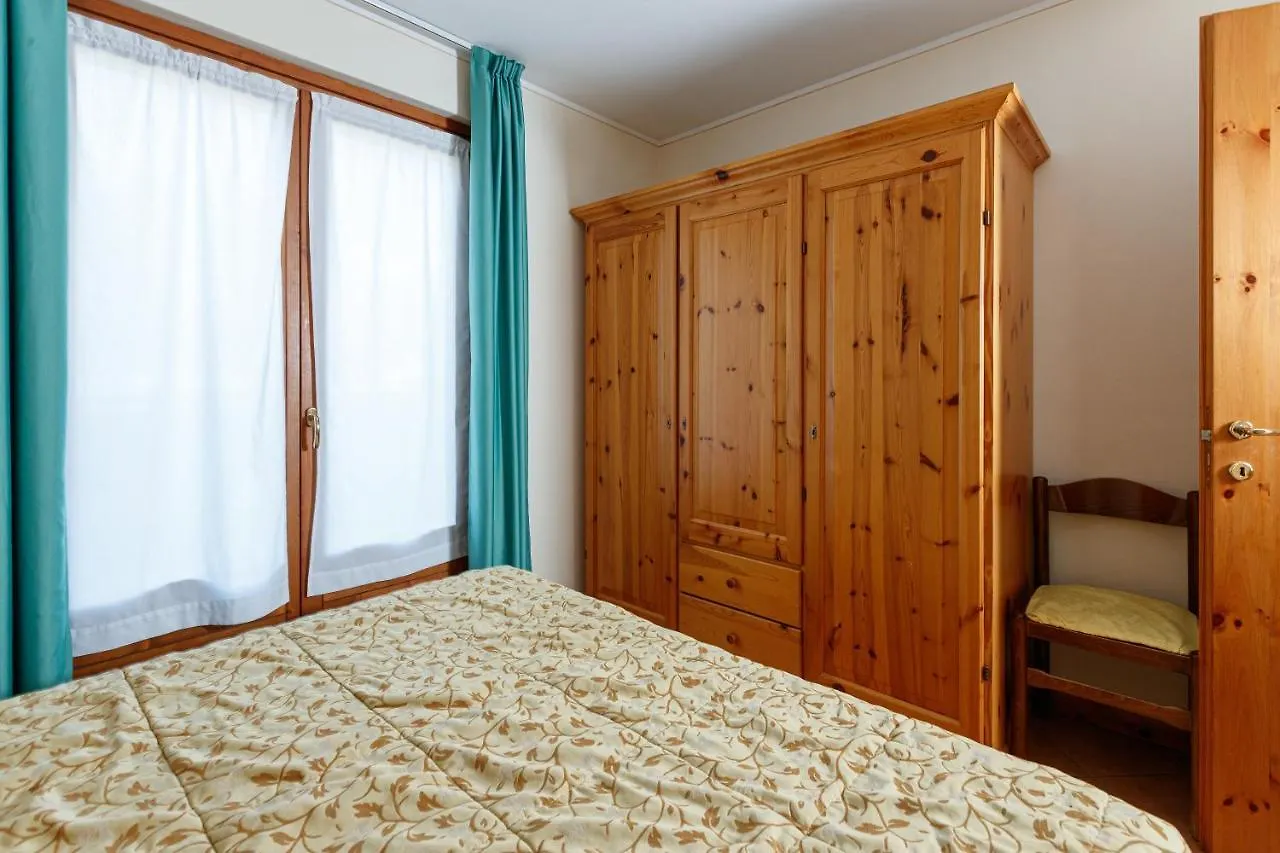 Hotel Villa Rina Bormio 3*,  Italia